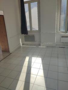 photo For rent Apartment LYON-6EME-ARRONDISSEMENT 69