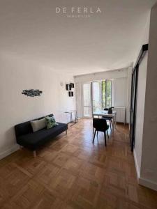 Location Appartement PARIS-15EME-ARRONDISSEMENT 75015