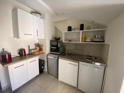 photo For rent Apartment LYON-3EME-ARRONDISSEMENT 69