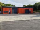 Louer Parking 195 m2 Cleguer