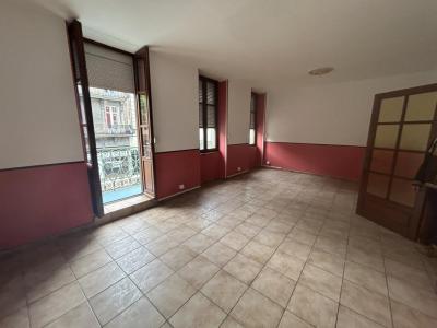 photo For rent Apartment CREUSOT 71