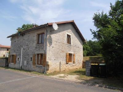 Vente Maison 4 pièces RUFFEC 16700