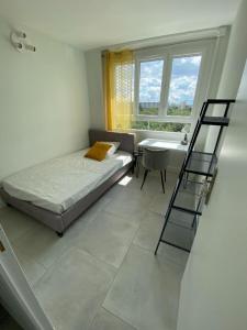 Location Appartement 5 pièces BRON 69500