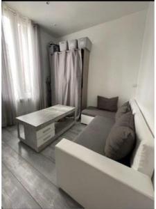 photo For rent Apartment AULNAY-SOUS-BOIS 93