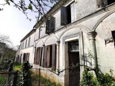Vente Maison 12 pièces SAINTES 17100