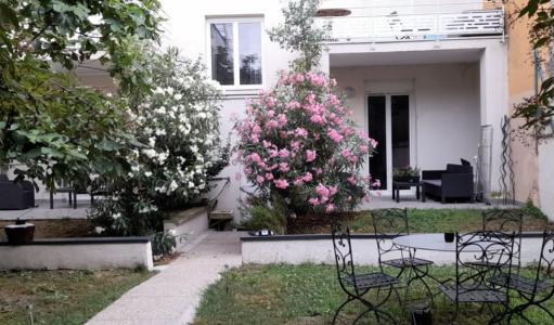 photo For rent Apartment LYON-1ER-ARRONDISSEMENT 69