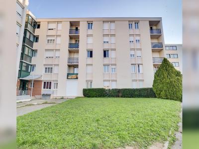 Location Appartement 4 pièces BAGNOLS-SUR-CEZE 30200