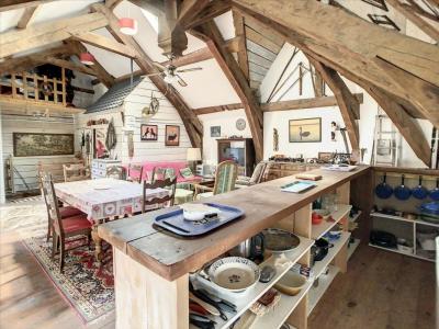 For sale Apartment BESSE-ET-SAINT-ANASTAISE 