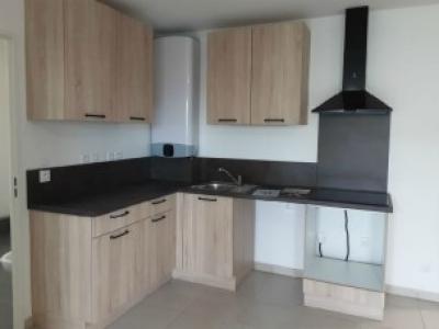 photo For rent Apartment ISLE-D'ABEAU 38