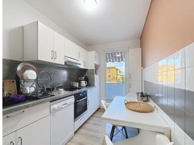 photo For rent Apartment BRON 69