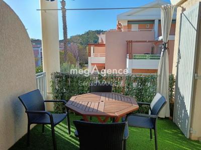 Vente Appartement 3 pièces LAVANDOU 83980