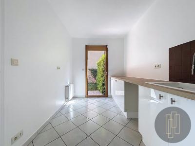 For sale Apartment LIMAS 
