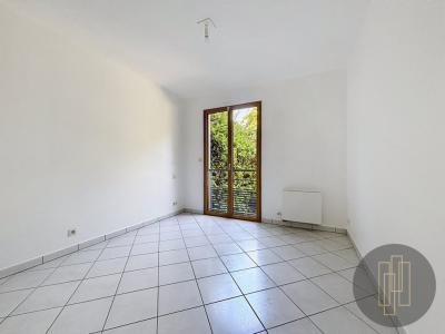 For sale Apartment LIMAS 