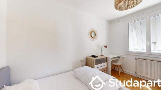 photo For rent Apartment VENISSIEUX 69