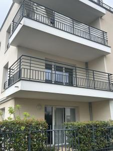 Vente Appartement 3 pièces BASSE-GOULAINE 44115