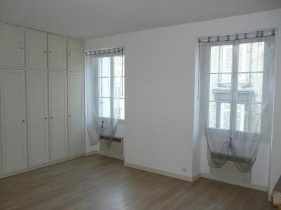 photo For rent Apartment BORDEAUX 33