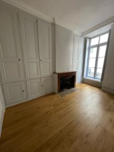 photo For rent Apartment LYON-2EME-ARRONDISSEMENT 69