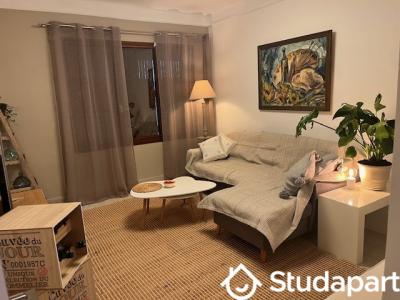 Location Appartement 3 pièces MARSEILLE-7EME-ARRONDISSEMENT 13007