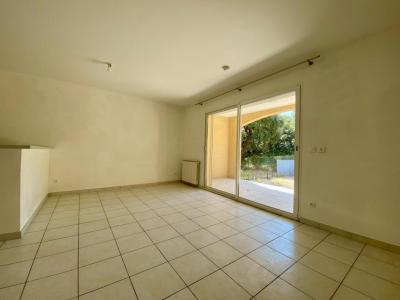 Location Appartement 2 pièces ROQUEMAURE 30150
