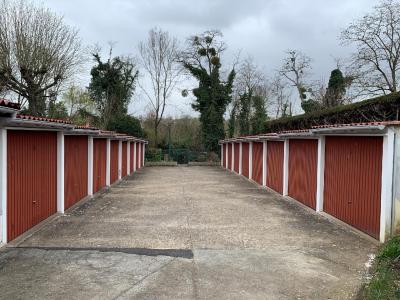 photo For rent Parking CROSNE 91
