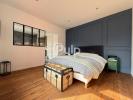 House HENIN-BEAUMONT 