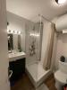 Louer Appartement Paris-18eme-arrondissement 985 euros