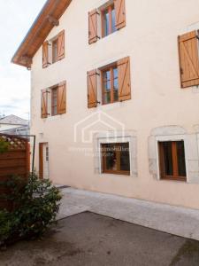 Location Maison DIVONNE-LES-BAINS 