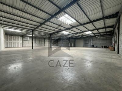Location Commerce HAILLAN  33