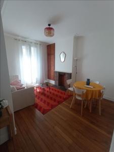 photo For rent Apartment PARIS-14EME-ARRONDISSEMENT 75