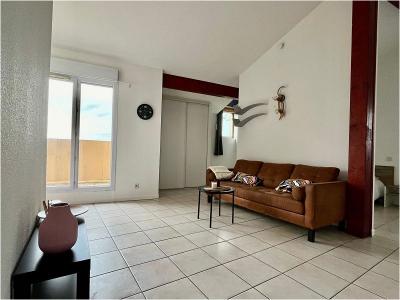 For rent Apartment MURET 