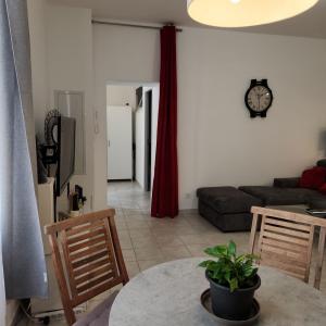 For sale Apartment MONTBAZIN