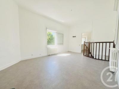 Location Maison 3 pièces SAINT-PRIEST-TAURION 87480