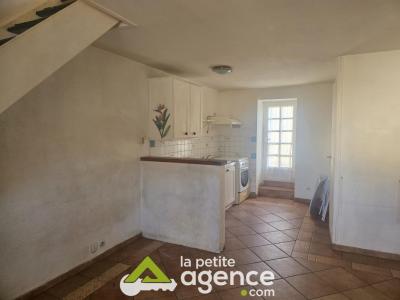 Vente Maison 2 pièces BLET 18350