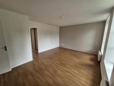 Location Appartement RENWEZ 
