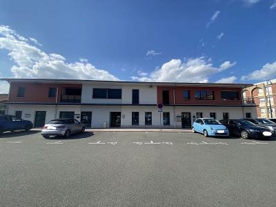 Location Local commercial FEURS 42110