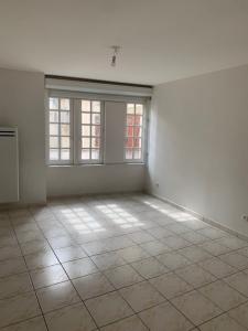 Location Appartement 3 pièces CHAUMONT 52000
