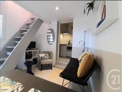 photo For rent Apartment LATTES 34