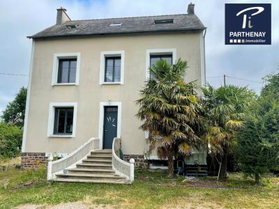 photo For sale Prestigious house SAINT-GILLES 35
