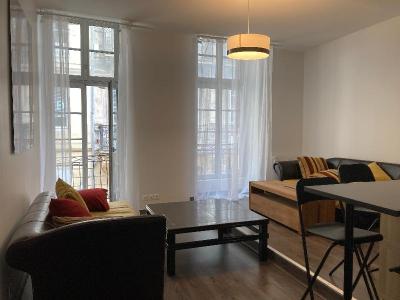 Location Appartement 2 pièces BORDEAUX 33000