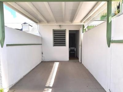 Vente Maison 2 pièces BAIE-MAHAULT 97122