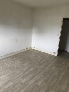 For rent Apartment COMMENTRY 