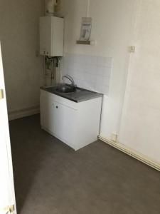 For rent Apartment COMMENTRY 