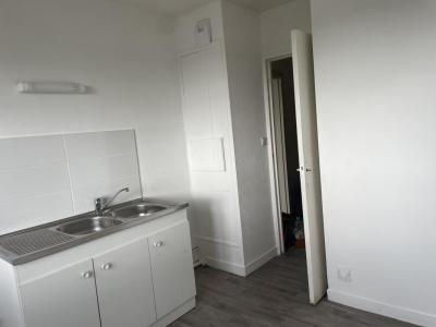 Location Appartement 3 pièces CHARLEVILLE-MEZIERES 08000