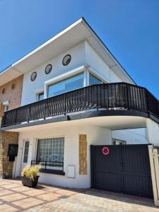 For sale House CUCQ  62