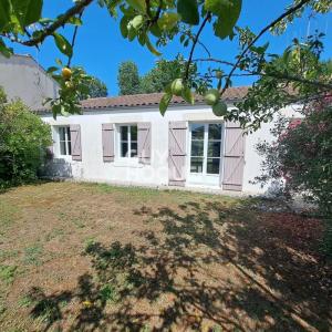 Vente Maison 4 pièces SURGERES 17700