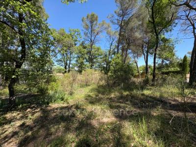 Vente Terrain GREASQUE 13850