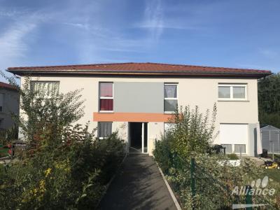 photo For rent Apartment VIEUX-CHARMONT 25