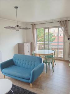 Location Appartement 2 pièces PARIS-15EME-ARRONDISSEMENT 75015
