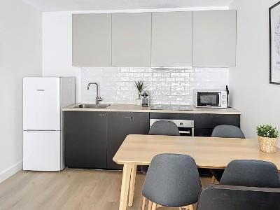 photo For rent Apartment AIX-EN-PROVENCE 13