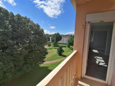 photo For rent Apartment PARAY-LE-MONIAL 71